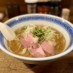 燦燦斗 - らーめん 900円