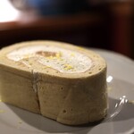 Hachihare - レモンのロールケーキ