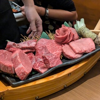 会員制焼肉 松阪屋 - 料理写真: