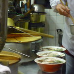 久留米屋ラーメン - 作業中