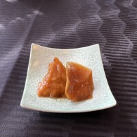 スーツァンレストラン陳 横浜店 - 大根のお漬物、このあとハーフサイズも追加オーダーしました。美味〜