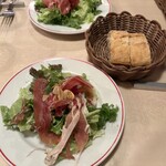 パリのワイン食堂 - 