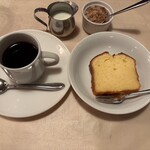 パリのワイン食堂 - 