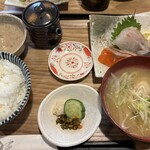 和がや食堂 - ✨おすすめ✨自然薯とお刺身盛合せ定食（1300円）