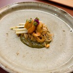 美会 - パッタイです。北海道のウニがトッピング