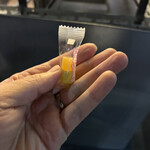 ホルモン焼肉 ちばず七輪 - マスターの小さい娘さんからもらったキャンデー