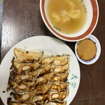 ぎょうざ 大学 - 