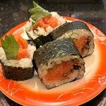 金沢まいもん寿司 - めちゃくちゃやんちゃな巻き物。まいもんごっつおお巻き。けっこう味がしっかりついている。