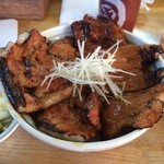 十勝豚丼 いっぴん - 豚丼アップ