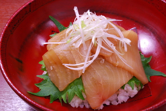 料理メニュー カジキ屋 鎌倉 海鮮丼 食べログ