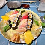 数寄や とっととやれや - 握り・大皿盛り（4400円）