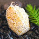 メゾン ケイ - ランチコース 16488円 のマドレーヌ・サレ