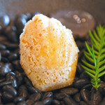 メゾン ケイ - ランチコース 16488円 のマドレーヌ・サレ