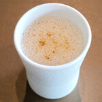 メゾン ケイ - ランチコース 16488円 の椎茸のカプチーノ仕立て