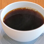 メゾン ケイ - ランチコース 16488円 のコーヒー