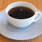 メゾン ケイ - ランチコース 16488円 のコーヒー