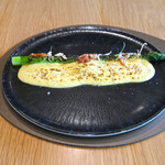 メゾン ケイ - ランチコース 16488円 の北海道産グリーンアスパラの炭火焼