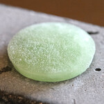 メゾン ケイ - ランチコース 16488円 の青梅のグラニテ