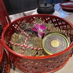 銀座嘉禅 - 上海蟹とキャビア