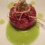 オザミトーキョー - 中トロマグロとビーツのタルタルシャトリューズときゅうりのクーリソース　私的にはこれが一番美味しかった❣️