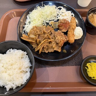 口コミ一覧 : 牛肉食堂 勝っちゃん - 中ふ頭/食堂 [食べログ]