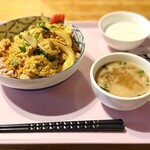 ロッディー - 玉ねぎ嫌いの人はちょっと気をつけてください！大きめな上、ちょい半生です！私はいけるけど笑