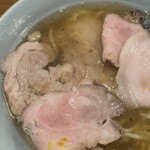 いかれたヌードル フィッシュトンズ - 