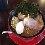 雷一家 - 濃厚魚介ラーメン780円