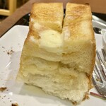 ドンク - 厚切りトーストセット605円