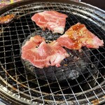 岩見沢精肉卸直営 牛乃家 - 