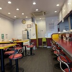 むらた亭 - カウンター  テーブル席