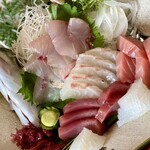 大海 - 刺身盛り合わせ