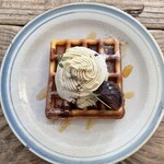 喫茶 湊 - 和栗のアメリカンワッフル（真上）