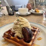 喫茶 湊 - 和栗のアメリカンワッフル