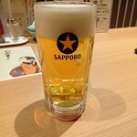 炭火と串焼きと肴 原価酒場 イロ鶏ドリ - サッポロ黒ラベル生ビール