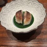 廣澤 - ニラソース、XO醬、焼きニラ饅頭、海老と豚肉とエシャロット