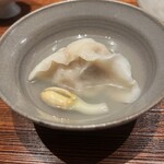 廣澤 - 大ズワイ蟹(北海道)の水餃子、セロリ、ピーナッツもやし、蛤出汁のスープ