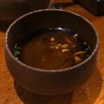 かつ吉 - 【岩中豚ひれかつとかきフライの盛り合わせ定食＠税込2,900円】赤出汁