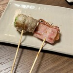 まさや - レタス豚巻串231円、トマトチーズベーコン串231円