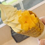 パーム - マンゴーソフトクリーム(レギュラー)⑧