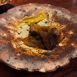 ジビエ料理 あまからくまから - アナグマの角煮