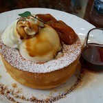 星乃珈琲店 - キャラメルリンゴのスフレパンケーキ（冬季限定）