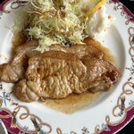 桶松 - こちらは生姜焼き定食　JPY 1,450
ひと口貰いましたが、ポクテキの圧勝です