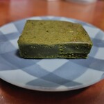 一善や - お濃茶ブラウニー、横から