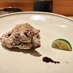 割烹 室井 - 定番のスッポンの唐揚げ、これを食べると普通の唐揚げが食べれなくなります