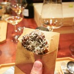 イタリア料理 今井 - 6時間コンフィした北海道産蝦夷鮑のフリットの炭火で炙り