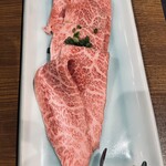 飛騨焼肉ホルモンぼたん - 