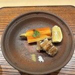 日本料理 新茶家 - なんと人参甘い。青森の天然鰻
