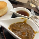 鬼太郎茶屋 はなれ - 人だまの天ぷら風ドーナツのディップ用のメープルとカレー