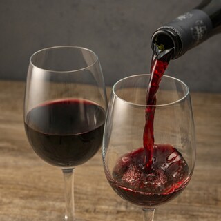 特別な夜を彩る、こだわりのワインリスト